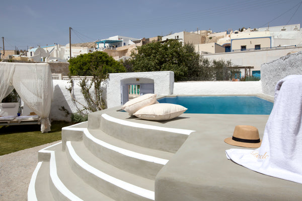 Close to public transport, the airport, the city center, beaches and art and cul  Dantelo Blue Three-Bedroom Villa Plunge Pool Entire villa vacation rental 13555628