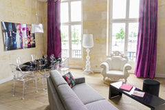 Temporary rental in a lovely exposed stone building with a stunning view of rive Bordeaux, France Baroque - Fantastic 2 BR + parking, best location Entire rental unit vacation rental 18665748
