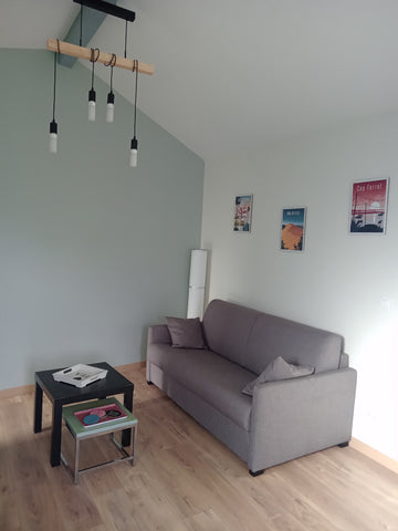 un studio de plain-pied,  chaleureux au calme.  Vous aurez tout le confort : un  Bordeaux, France studio chaleureux au calme près du Centre-ville Entire home vacation rental 51626579