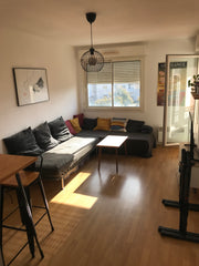 Je mets à votre disposition mon appartement idéalement  placé pour tout déplacem  Appartement au centre de Bordeaux avec parking Entire condo vacation rental 730426466680686134