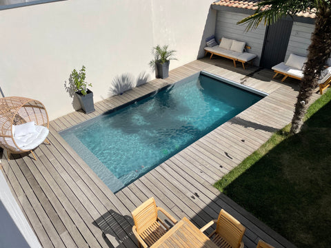 Magnifique villa moderne de ville avec jardin et piscine au sel chauffée et sécu Bordeaux, France Magnifique villa piscine chauffée Bordeaux Entire villa vacation rental 656584127249085447