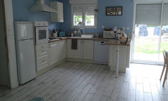 Maison de ville ambiance bord de mer.3 chambres.une avec un lit 160 ,une chambre Cenon, France Maison de l amitie Entire home vacation rental 24973658