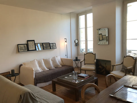 En plein coeur du quartier Notre-Dame, cet appartement bourgeois, à l'image du q Bordeaux, France Bel Appartement Bourgeois au cœur des Chartrons Entire rental unit vacation rental 32715821