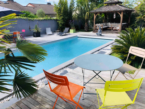 Suite parentale climatisée et spacieuse avec sdb privative dans maison avec pisc  Grande chambre climatisée+sdb ds jolie Girondine Private room in home vacation rental 34737774