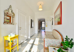 Just 10 min by metro from Stephansplatz away you will find here Vienna`s most ch Vienna, Austria Vienna's most charming home Entire rental unit vacation rental 40931799