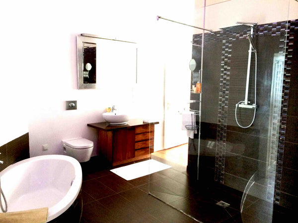 This is a beautiful, spacious (130m2) 2BR flat in the heart of Vienna overlookin Dubai, United Arab Emirates Heart of Vienna - 120m2 Renovated Entire rental unit vacation rental 5173364