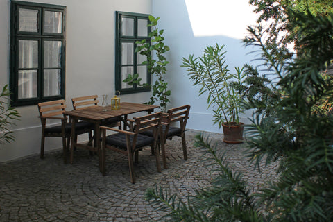 A quiet flat in a historic house from the early eighteen hundreds with a private Vienna, Austria Quiet garden flat in a historic house Entire rental unit vacation rental 16010069