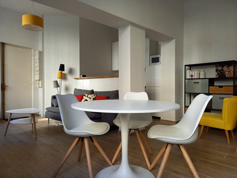 Simplifiez-vous la vie dans ce logement paisible et central, nombreux restaurant Bordeaux, France Bordeaux Appartement rénové près du Grand Théâtre Entire rental unit vacation rental 54175098