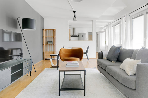 Discover the best of Vienna, with this one-bedroom 6th district - Mariahilf apar Vienna, Austria Mariahilf 1BR w/ Elevator & A/C, nr dining Entire rental unit vacation rental 587416641723755654