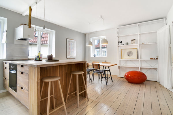 Sunny and quiet townhouse in the city. These quaint and unique houses lie at the Copenhagen, Denmark Central Bright & Quiet home Entire rental unit vacation rental 3385415