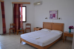 Cozy and modern studio with a fully equipped kitchenette, a double bed, a bathro Greece Giorgos and Maria lux studio, 1st floor Entire serviced apartment vacation rental 20778119