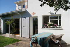 Grande maison à étage, au calme, dans un quartier tranquille , comprenant un sal Bruges, France Agréable maison de ville idéalement située, tram Entire townhouse vacation rental 53184245