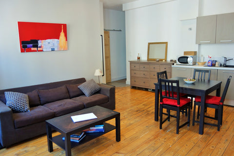 Au coeur de St just et à deux pas du métro, T2 entièrement rénové et meublé avec Écully, France Petit cocon entre Fourvière et Vieux Lyon Entire rental unit vacation rental 13977255