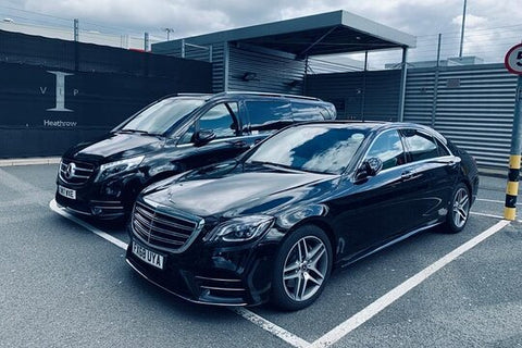 Private Executive Chauffeur Transfer Services from London To Gatwick Airport  Private Tours and Travel Guide Europe London CITY London Destination Tour Europe London CITY London