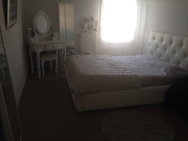 Carbon-Blanc, France Chambre spacieuse très lumineuse wifi Private room in rental unit vacation rental 41741975