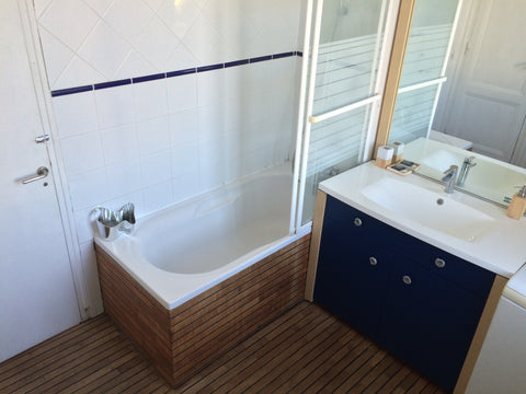 Ce T2 bis (chambre+mezzanine) en dernier étage d'une maison art déco est caracté Biarritz, France T2 Bis dans une maison "art déco" Entire rental unit vacation rental 9740957