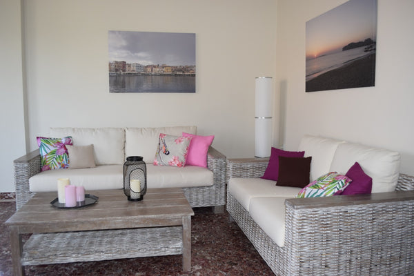 A spacious, 100 square meters house, located in the center of Kissamos, right op  Modern apartment with garden in Kissamos Entire rental unit vacation rental 24754564
