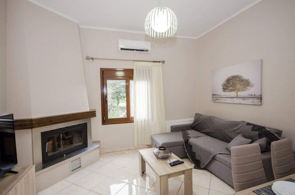 Located in a small and peaceful village of Western Crete,Horio House is ideal fo  Horio House -15' to Elafonisi Entire home vacation rental 32273627