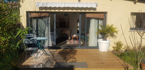 Nichée dans le fond de notre jardin de 300M2, dans une ambiance intime et paisib Bègles, France Charmante maison 60m2 avec jardin Entire home vacation rental 32804012