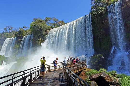 Iguazu Falls National Park Tour shared tour Argentinean side  Private Tours and Travel Guide America Sao Paulo CITY Foz do Iguacu Destination Tour