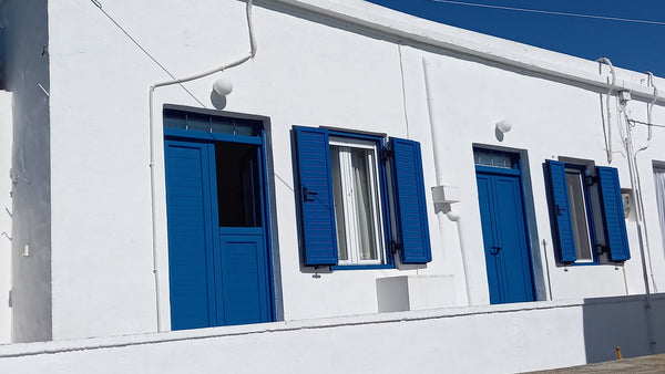 Παραδοσιακή μονοκατικια στο χωριο της κιμωλου με φωτινούς χωρους μικρή βεράντα κ Greece Flora's house -Kimolos Cycladic home vacation rental 25944366