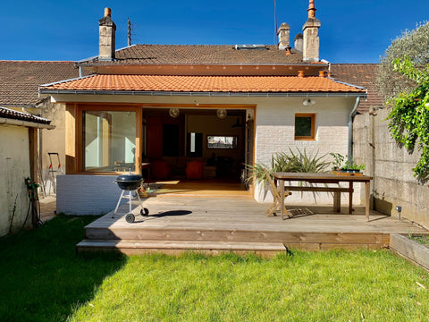 Maison de plain pied de 100m2 avec jardin, récemment rénovée. Elle se situe à 10 Bordeaux, France Belle maison de ville avec jardin Entire townhouse vacation rental 598301137002861466