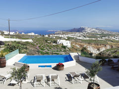 The stone-built apartments are located in Pyrgos-Santorini, with a spectacular v Karterádos, Greece AROMA CAVAS Suite with caldera view Entire home vacation rental 25368587