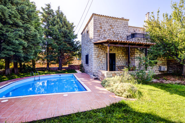 Located in the traditional village of Pendamodi in the Heraklion area, the two-s Chania, Greece Two bedroom traditional villa with private pool Entire home vacation rental 18659893