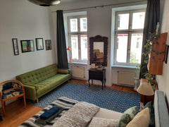 Hi everyone, at my home you are being offered a bright 20 sm room in a tradition Vienna, Austria bright room in artsy flat close to city center Private room in rental unit vacation rental 51765909