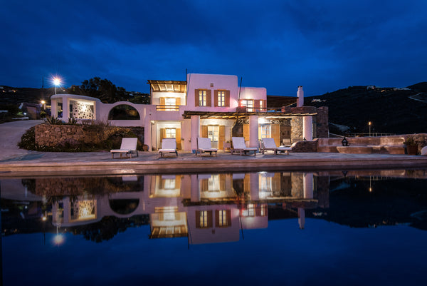 Anerousses Mykonian Traditional Houses are located at Houlakia area, close to th  Anerousses-VillaAnastasia- 5bedroom- SV - BB Entire villa vacation rental 32831905