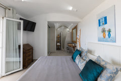 Set in a beautiful private complex that is rated number one for more than a deca Greece Stunning Suite/ Panoramic Sea View/Patio Hot Tub. Private room in bed and breakfast vacation rental 7389810