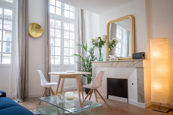 Lovely flat of 30 m² ideally situated in the center of Bordeaux, on Sainte Cathe Bordeaux, France Lovely flat*** Ste Catherine street Entire rental unit vacation rental 6334264