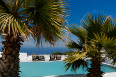 Greek Goddess Bill  Dome Cave  located in Pyrgos village on the top of the Castl Thera, Greece Bill Dome Private room in cave vacation rental 20939141