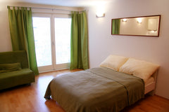 This studio apartment measures 37 m² (400 square feet), is situated on the 6th f Vienna, Austria Belvedere Studio 1 Entire rental unit vacation rental 43221373