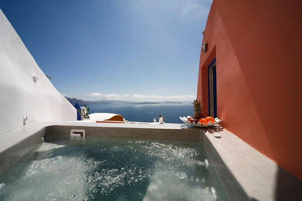 Junior Suite Caldera View with Jacuzzi This stylish open plan Junior Suite compr  Junior Suite Caldera View with Jacuzzi Entire serviced apartment vacation rental 31817298