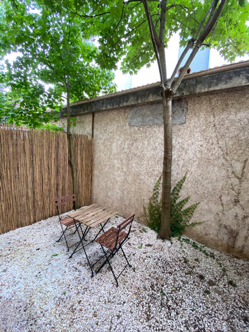 Studio pour deux personnes, proches de toutes commodités.<br />Idéal pour découv Bordeaux, France STUDIO AVEC JARDIN PRIVATIF BORDEAUX CENTRE Entire rental unit vacation rental 43859471