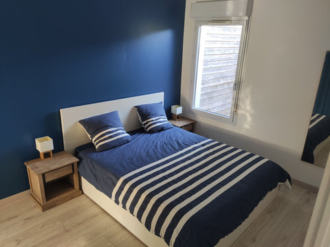 Hello,<br />The apartment (50m2) is located in a very quiet secure residence wit Bordeaux, France Apartment of 50m2 with garden of 40 m2 Entire condo vacation rental 44423316