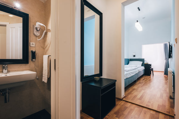 Located in Old town, walking distance to most of turistic sights. In close neigh Prague, Czechia economy forbedded room 7, 12 Private room in bed and breakfast vacation rental 52165982