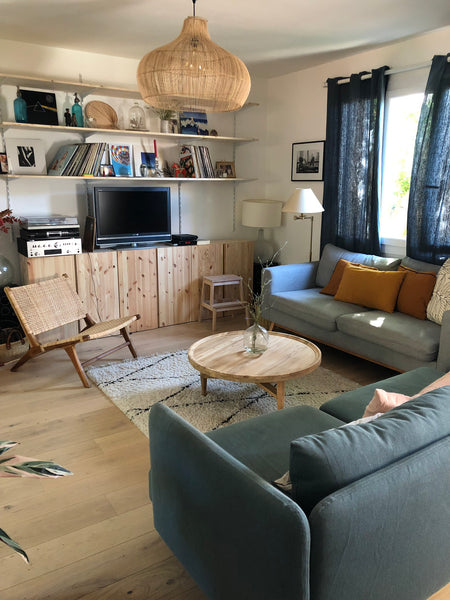 Jolie petite maison avec terrasse extérieure à 2 pas de la Cité du Vin, la Base  Bordeaux, France MAISON INDIVIDUELLE AVEC TERRASSE - BACALAN Entire townhouse vacation rental 46100403