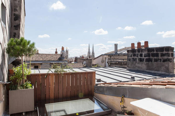 You will enjoy this small room in a charming apartment newly renovated and spaci Bordeaux, France 'Private Room in the Center' Private room in rental unit vacation rental 8137121