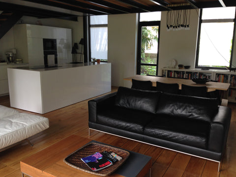 Calme et dépaysement! Notre maison dispose de tout le confort nécessaire de par  Bègles, France Bordeaux-Bègles Charme-confort-espaces atypiques Entire villa vacation rental 19815117