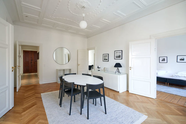 200m2 NEW apartment in central Copenhagen. 250M from Tivoli, 300M from the Harbo Copenhagen, Denmark Close to the Harbour · City Center★ Entire serviced apartment vacation rental 595387578289533695