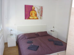 Meine Unterkunft ist in der Nähe von Schönbrunner Bad, Gloriette, Café Gloriette Vienna, Austria Comfortable Apartment close to the City Center 16 Entire condo vacation rental 14814267