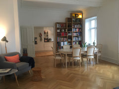 3 bedroom apartment with big joined livingroom. Renovated in 2014. Located on 1. Copenhagen, Denmark Central located 4 room apartment 138 kvm Entire condo vacation rental 17627452