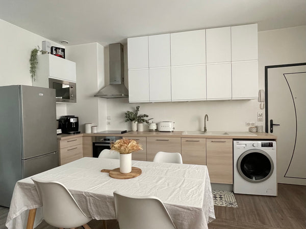Bel appartement au cœur de Bordeaux, idéal pour un séjour en couple, entre amis  Bordeaux, France Joli appartement en plein centre de Bordeaux Entire rental unit vacation rental 33745001
