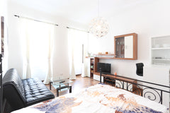 <b>The space</b><br />Modern apartment just a small walk away from the center of Vienna, Austria Small CityApt not far to the center Entire rental unit vacation rental 1080082