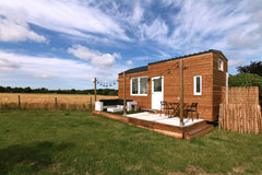 Welkom bij ons Tiny House, een volledig huisje in de mooie velden van Nevele. Ee Ghent, Belgium Tiny House Valkenbulcke Tiny home vacation rental 42560488
