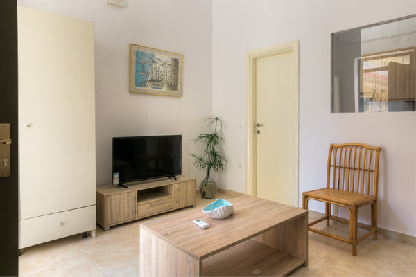 NEW CENTRAL STONEBUILD BOUTIQUE APARTMENT No1<br /><br /><b>The space</b><br />N Heraklion, Greece NEW CENTRAL STONEBUILD BOUTIQUE APARTMENT No 1 Entire rental unit vacation rental 27635071