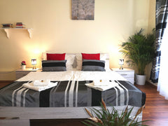 The studio is located in the 5th district, very central and close to several pub Vienna, Austria Central studio apartment for 2+2 Entire rental unit vacation rental 16878104