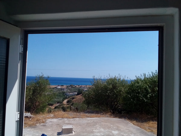 για μονιμη κατοικια. απλό, λιτό, και εύχρηστο.  κουτσουναρι room Entire rental unit vacation rental 25418013
